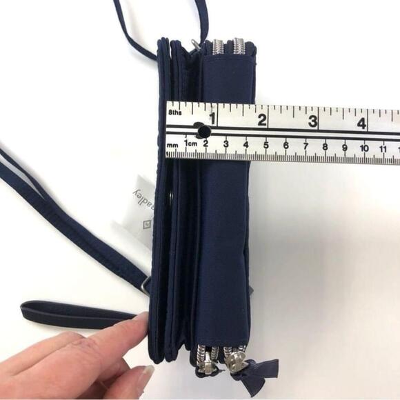 Vera Bradley navy quilted All In One RFID cross body purse - Picture 10 of 11